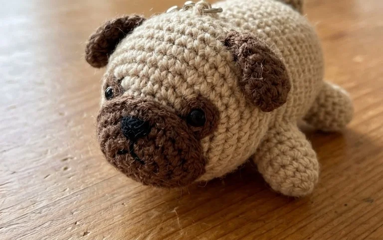 Free dog amigurumi pattern by DIY Fluffies