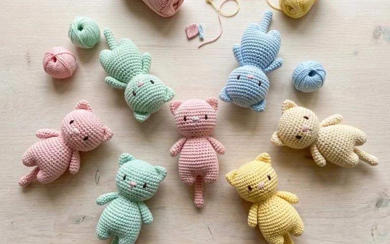 Amigurumi Katzen häkeln: Kostenlose Anleitung für Anfänger